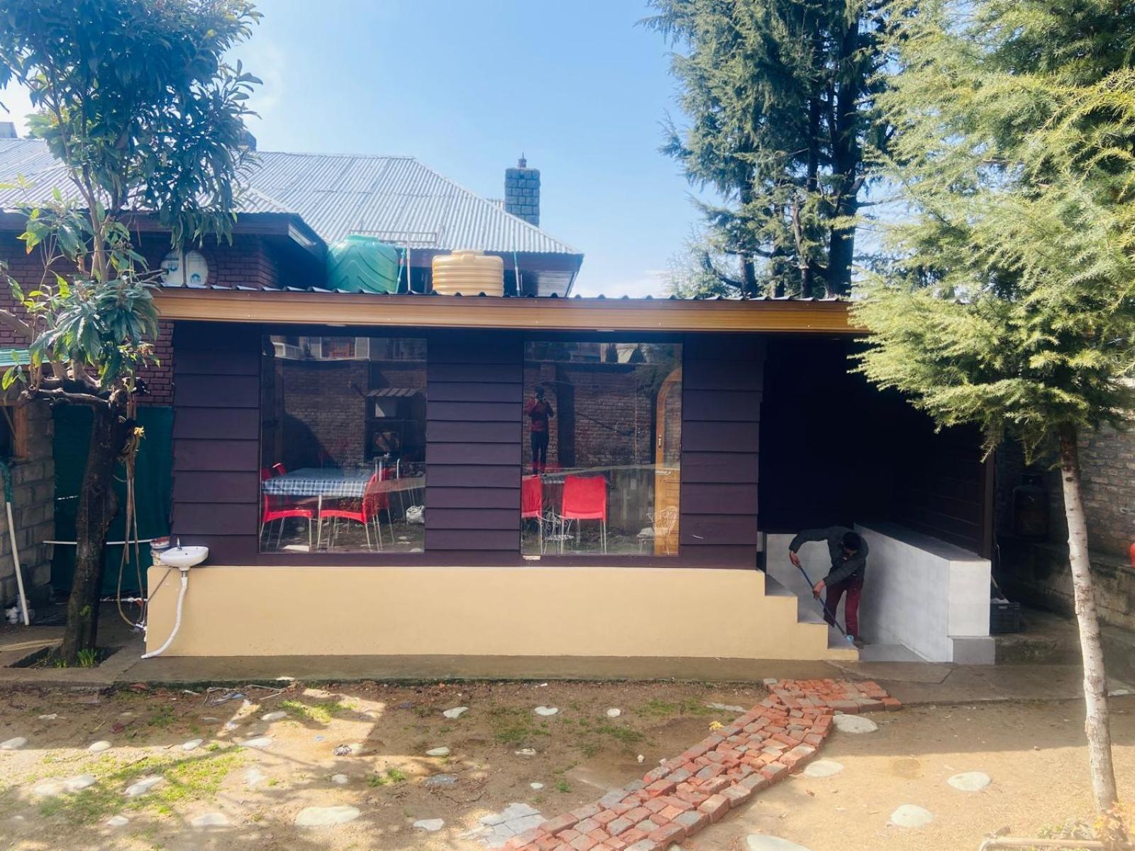 Silver Oak Srinagar  Exterior photo